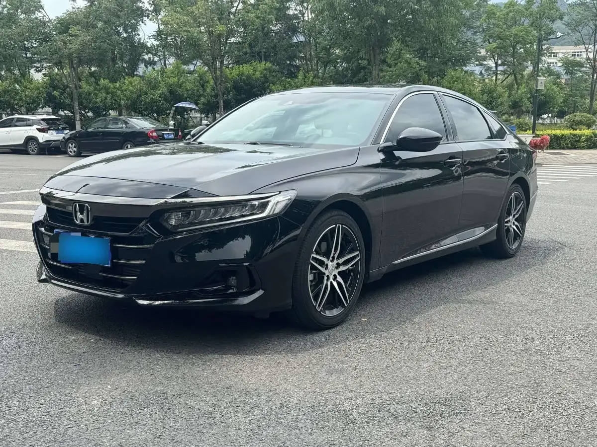 2022 Honda Accord 1.5T 194HP L4 CVT