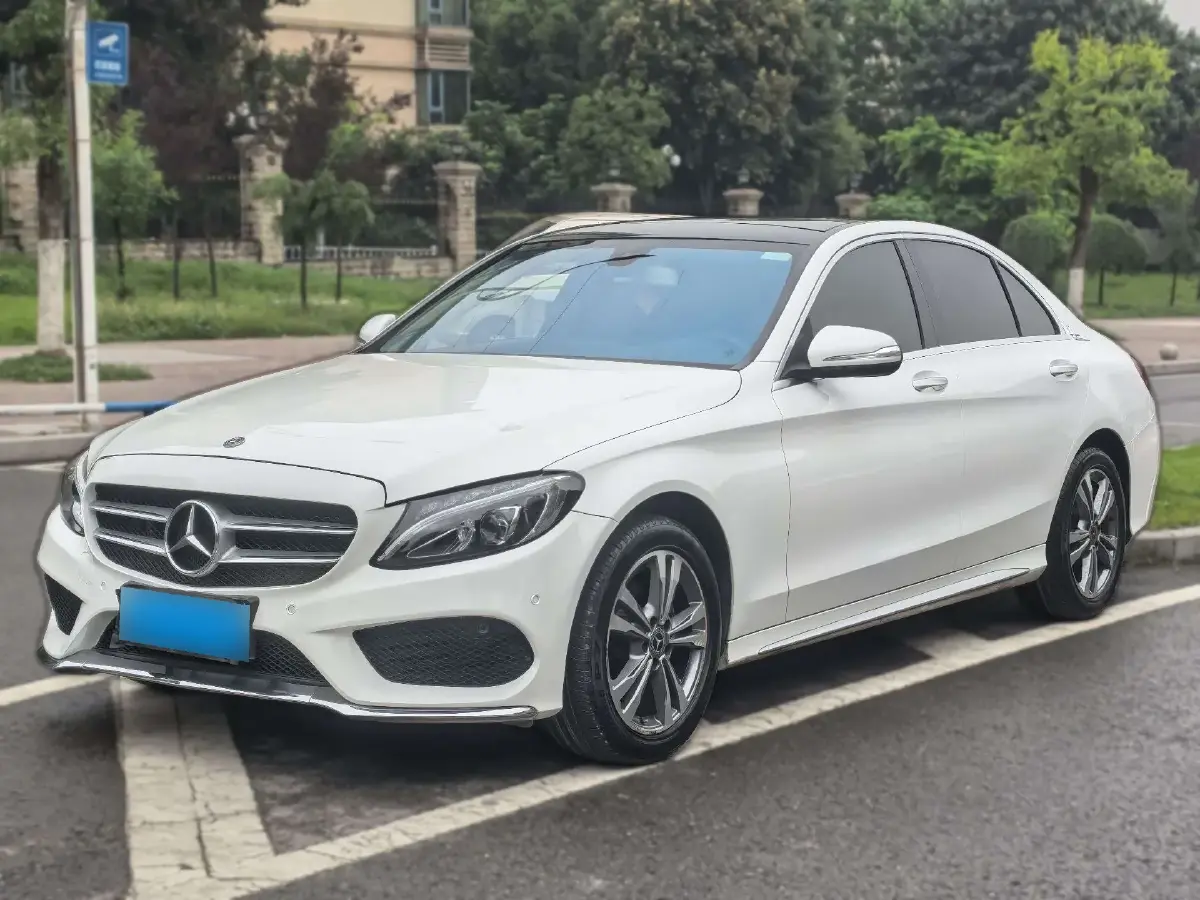 2018 Mercedes-Benz C Class 2.0T 184HP L4 9AT