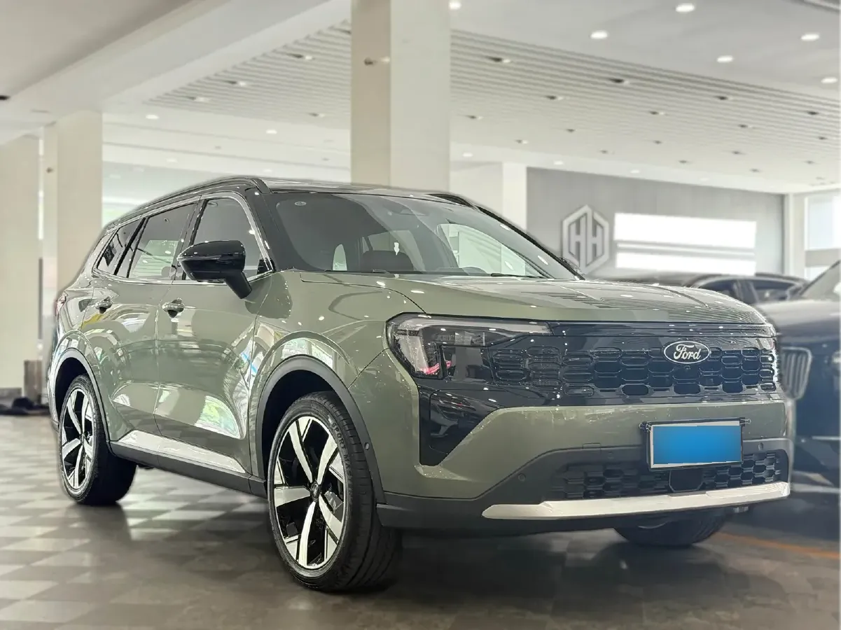 2025 Ford Equator Sport 1.5T 170HP L4 7DCT,autocango,china used car exporter,china ev exporter,chinese used car exporter,chinese used ev exporter