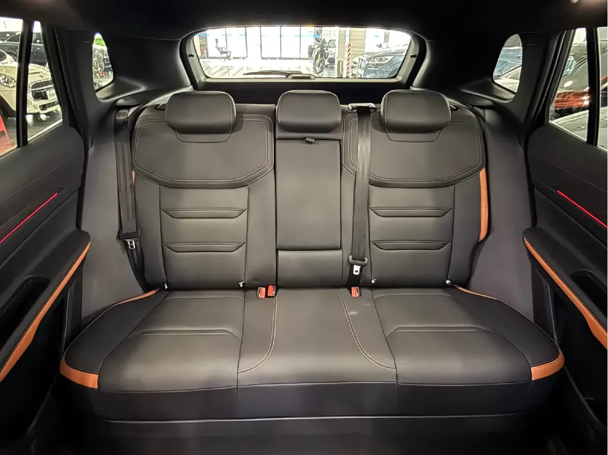 2025 Ford Equator Sport 1.5T 170HP L4 7DCT,autocango,china used car exporter,china ev exporter,chinese used car exporter,chinese used ev exporter