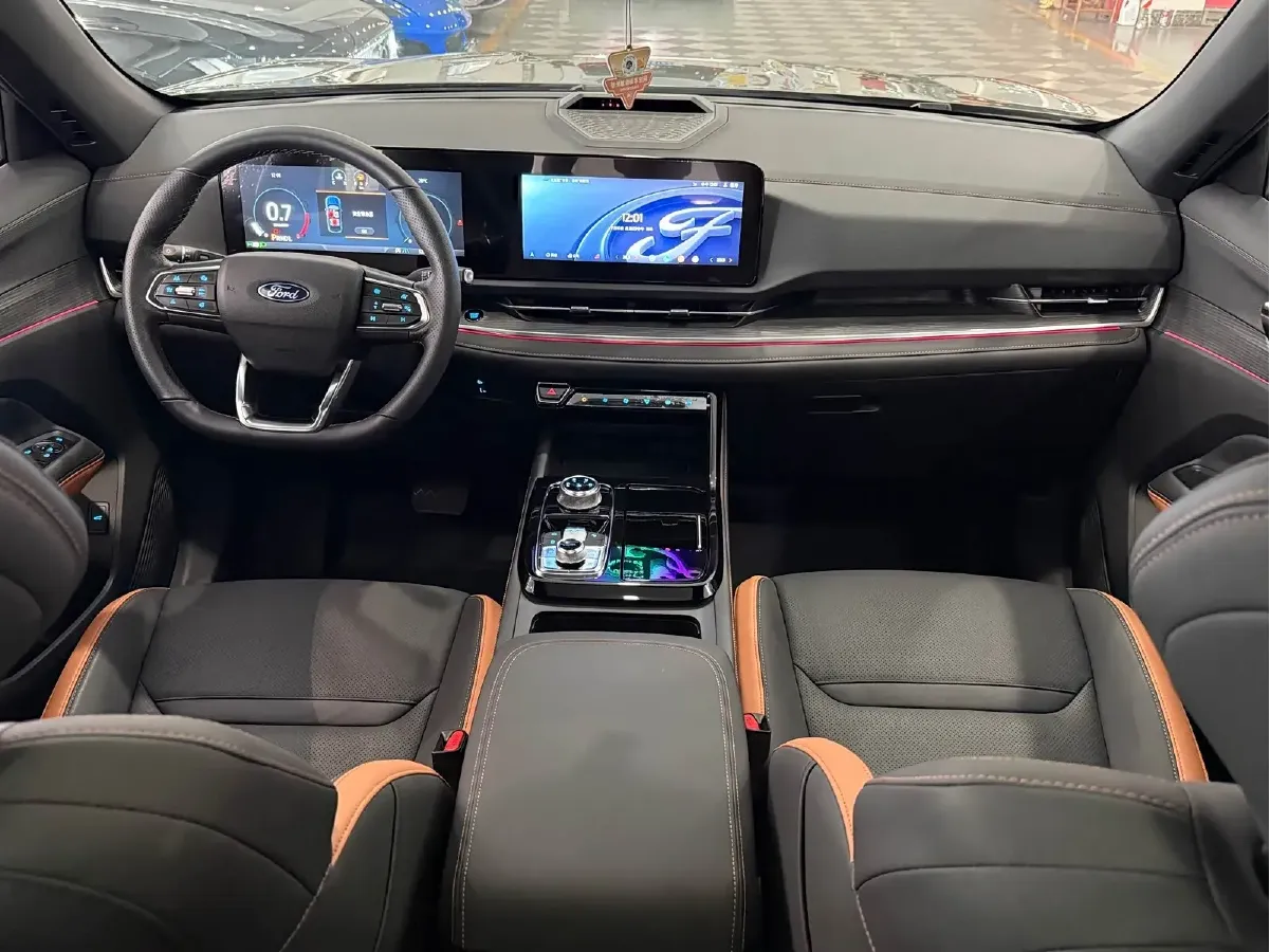 2025 Ford Equator Sport 1.5T 170HP L4 7DCT,autocango,china used car exporter,china ev exporter,chinese used car exporter,chinese used ev exporter