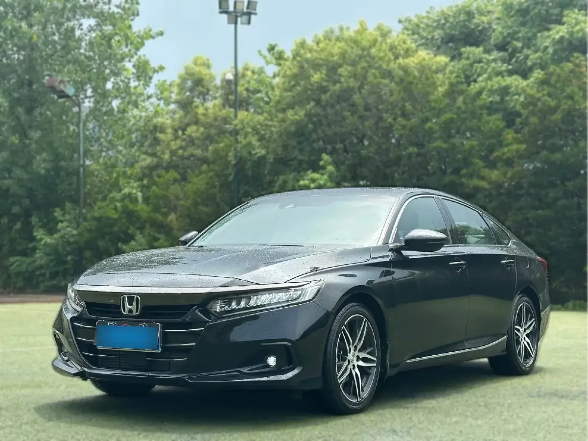 2022 Honda Accord 1.5T 194HP L4 CVT
