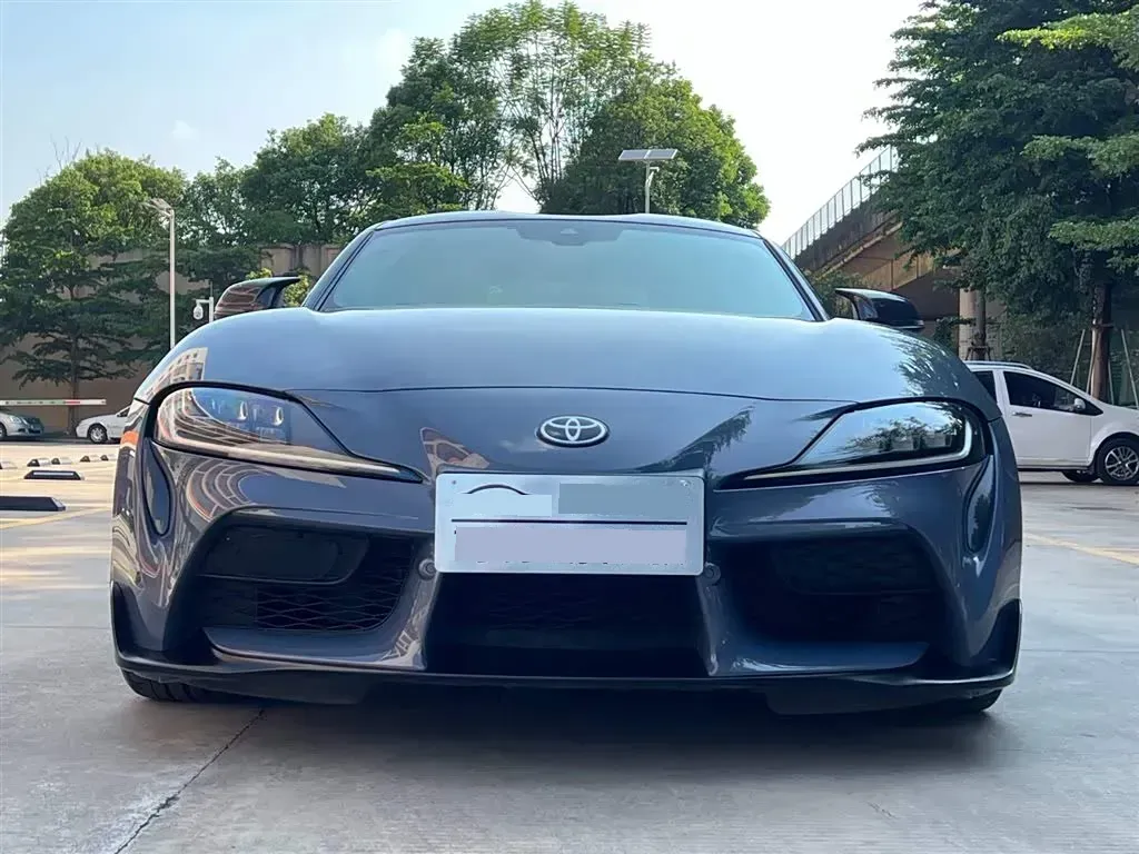 2022 Toyota Supra 2.0T 197HP L4 8AT,autocango,china used car exporter,china ev exporter,chinese used car exporter,chinese used ev exporter