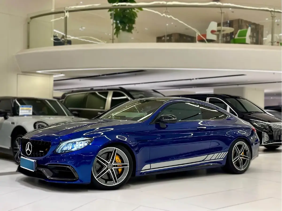 2019 Mercedes-Benz C AMG 4.0T 476HP V8 9AT