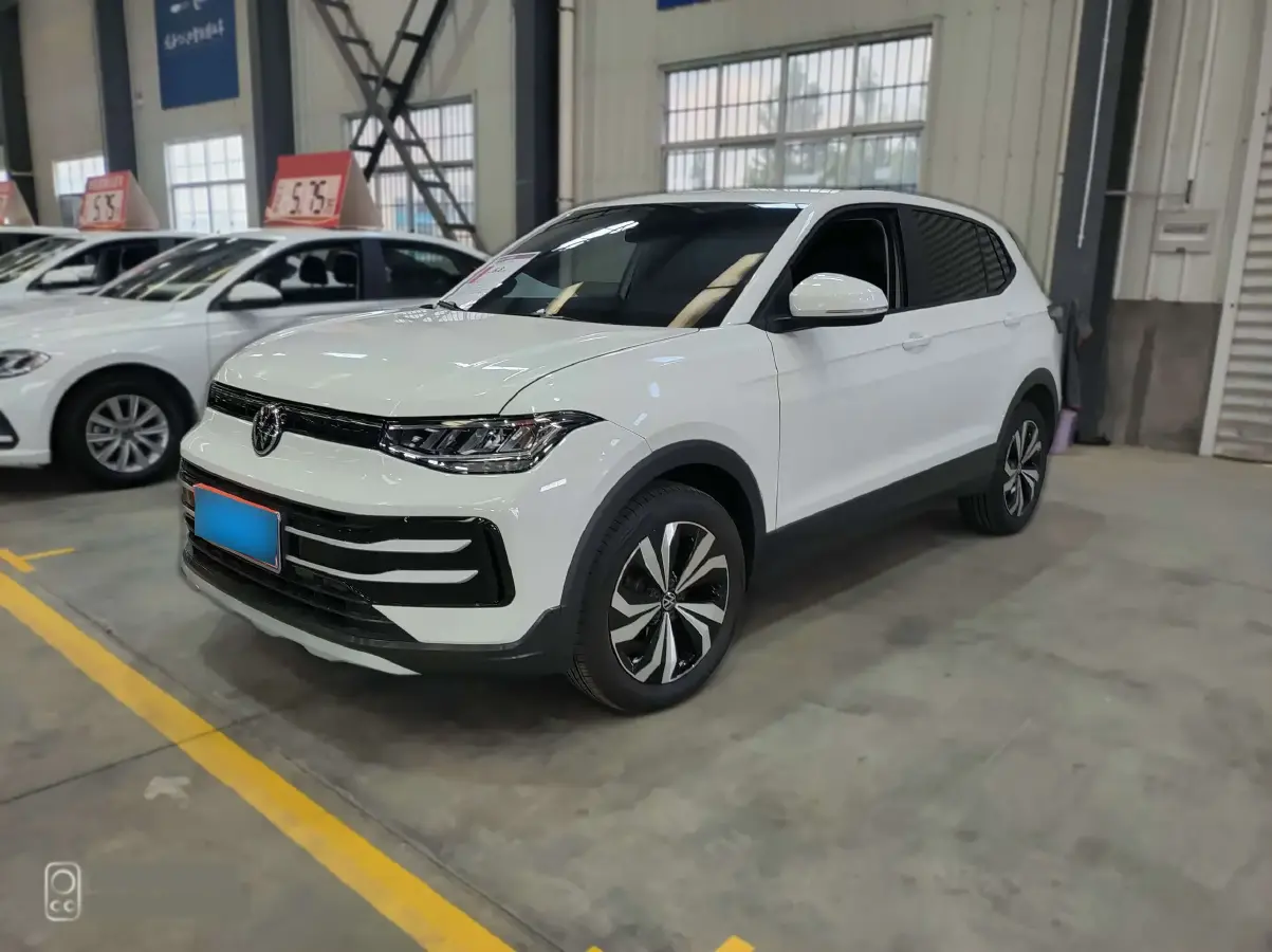 2025 Volkswagen Tharu 1.5L 110HP L4 6AT