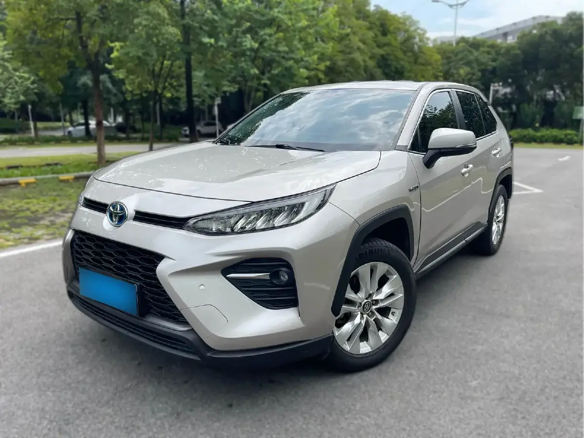 2020 Toyota Wildlander 2.5L 178HP L4 E-CVT Hybrid