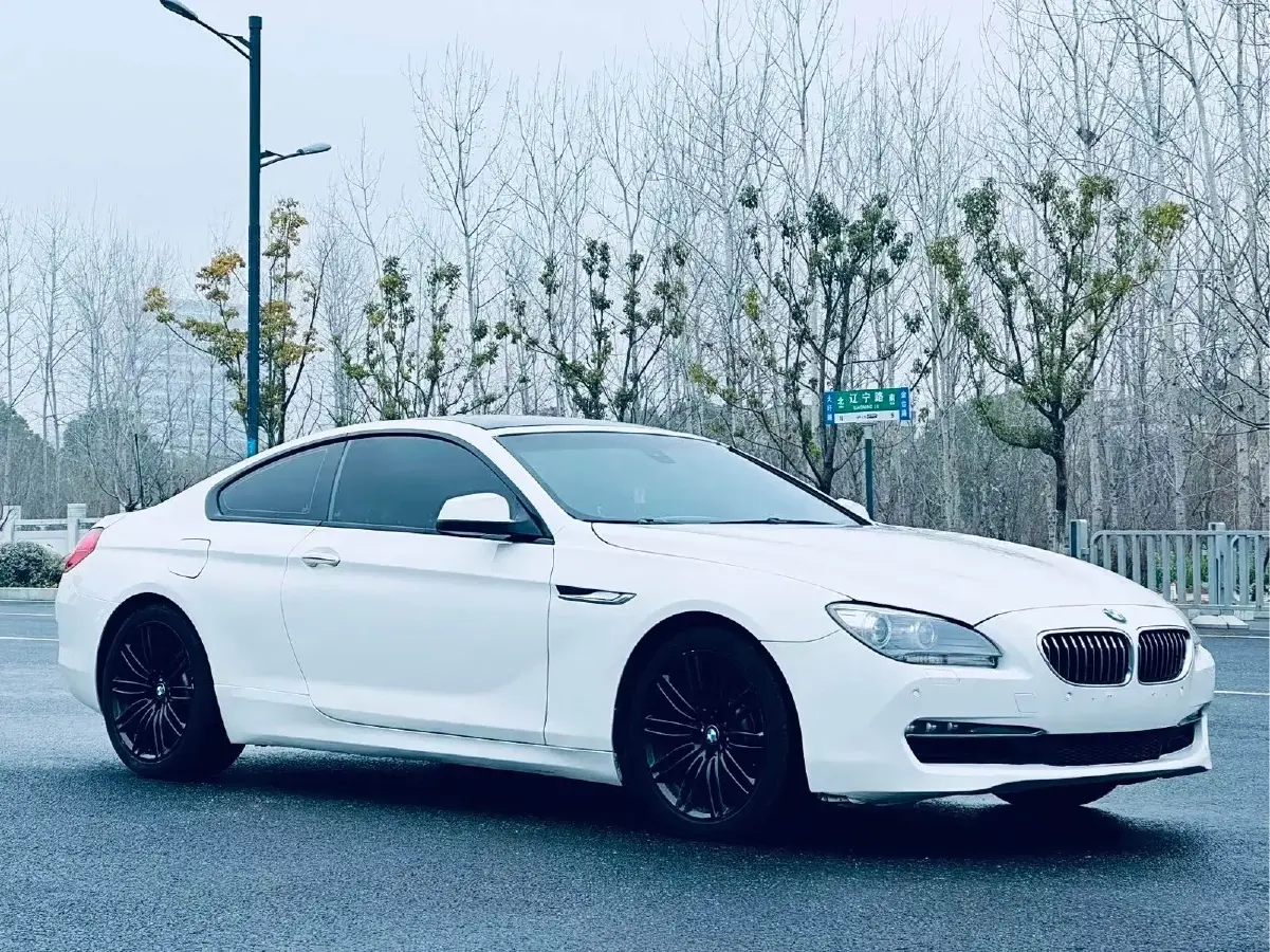 2013 BMW 6 Series 4.0T 408HP V8 8AT