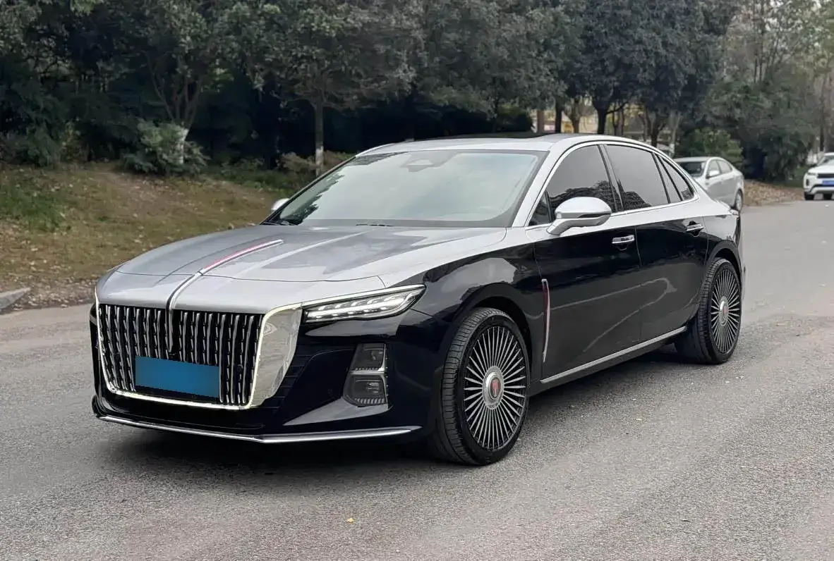2023 HongQi H5 2.0T 224HP L4 8AT