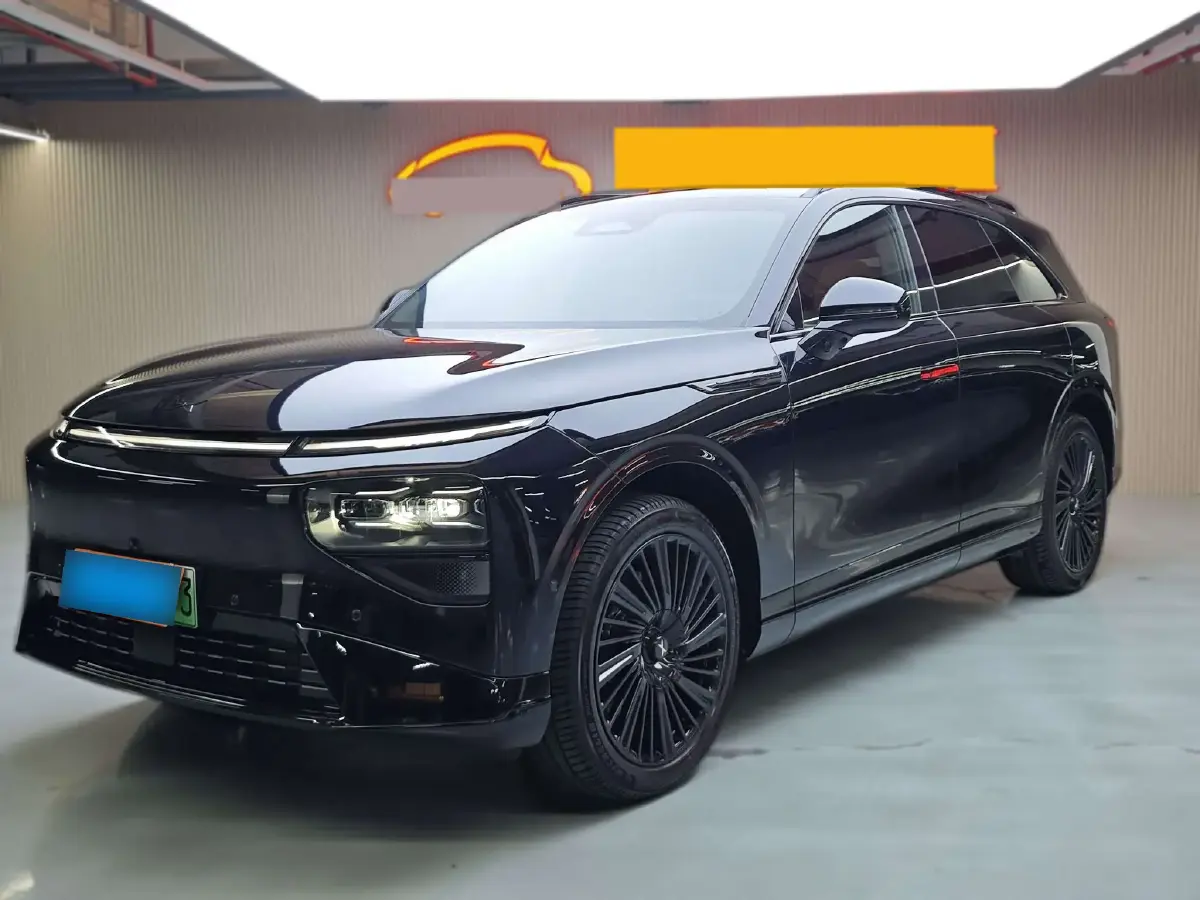 2025 Xpeng G9 BEV 79KWH