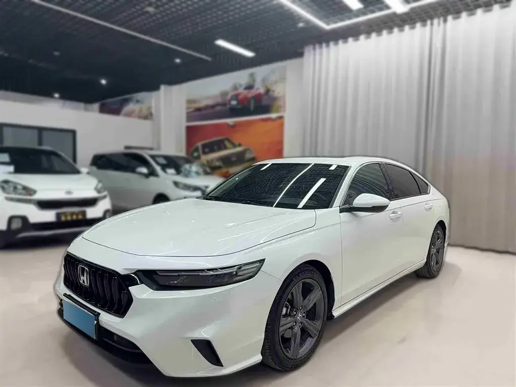 2023 Honda Inspire 1.5T 192HP L4 CVT