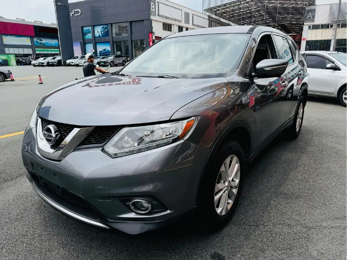 2014 Nissan X-Trail 2.0L 150HP L4 CVT