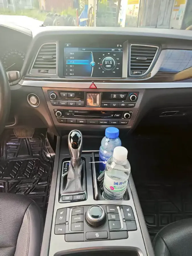 2015 Hyundai Cenesis 3.0L 257HP V6 8AT,autocango,china used car exporter,china ev exporter,chinese used car exporter,chinese used ev exporter