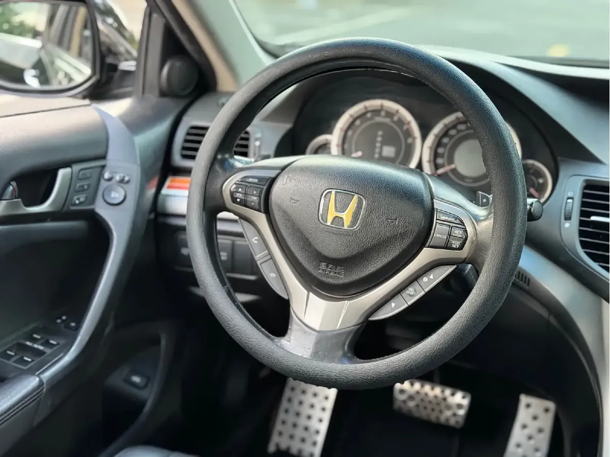 2009 Honda Spirior 2.4L 181HP L4 5AT,autocango,china used car exporter,china ev exporter,chinese used car exporter,chinese used ev exporter