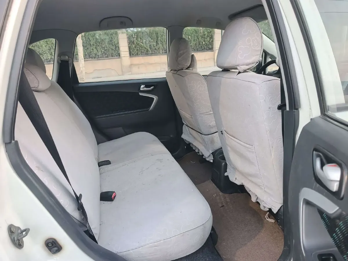 2014 Suzuki Liana A6 1.4L 101HP L4 5MT,autocango,china used car exporter,china ev exporter,chinese used car exporter,chinese used ev exporter