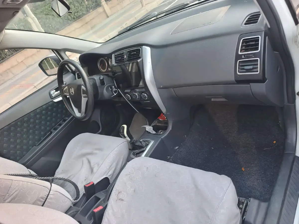 2014 Suzuki Liana A6 1.4L 101HP L4 5MT,autocango,china used car exporter,china ev exporter,chinese used car exporter,chinese used ev exporter