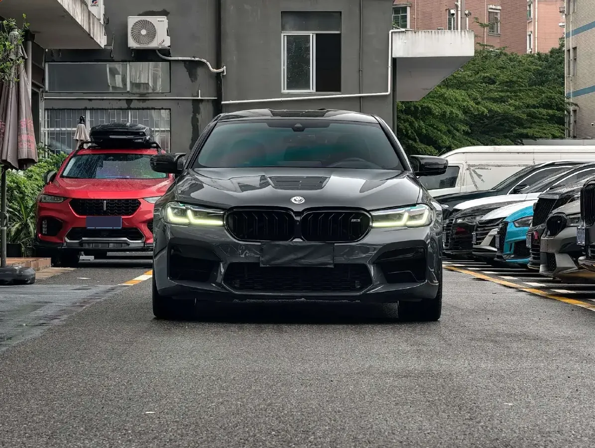 2021 BMW M5 4.4T 600HP V8 8AT,autocango,china used car exporter,china ev exporter,chinese used car exporter,chinese used ev exporter