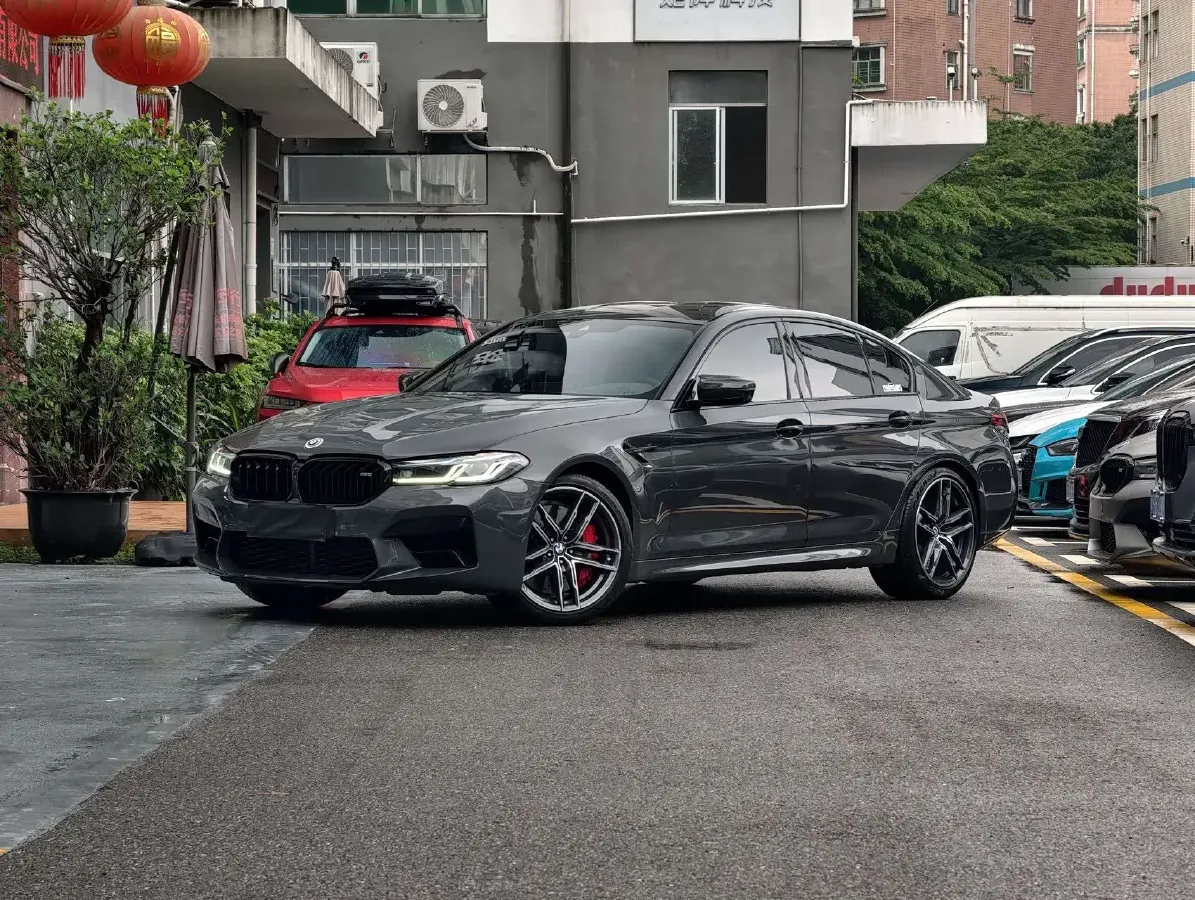2021 BMW M5 4.4T 600HP V8 8AT,autocango,china used car exporter,china ev exporter,chinese used car exporter,chinese used ev exporter