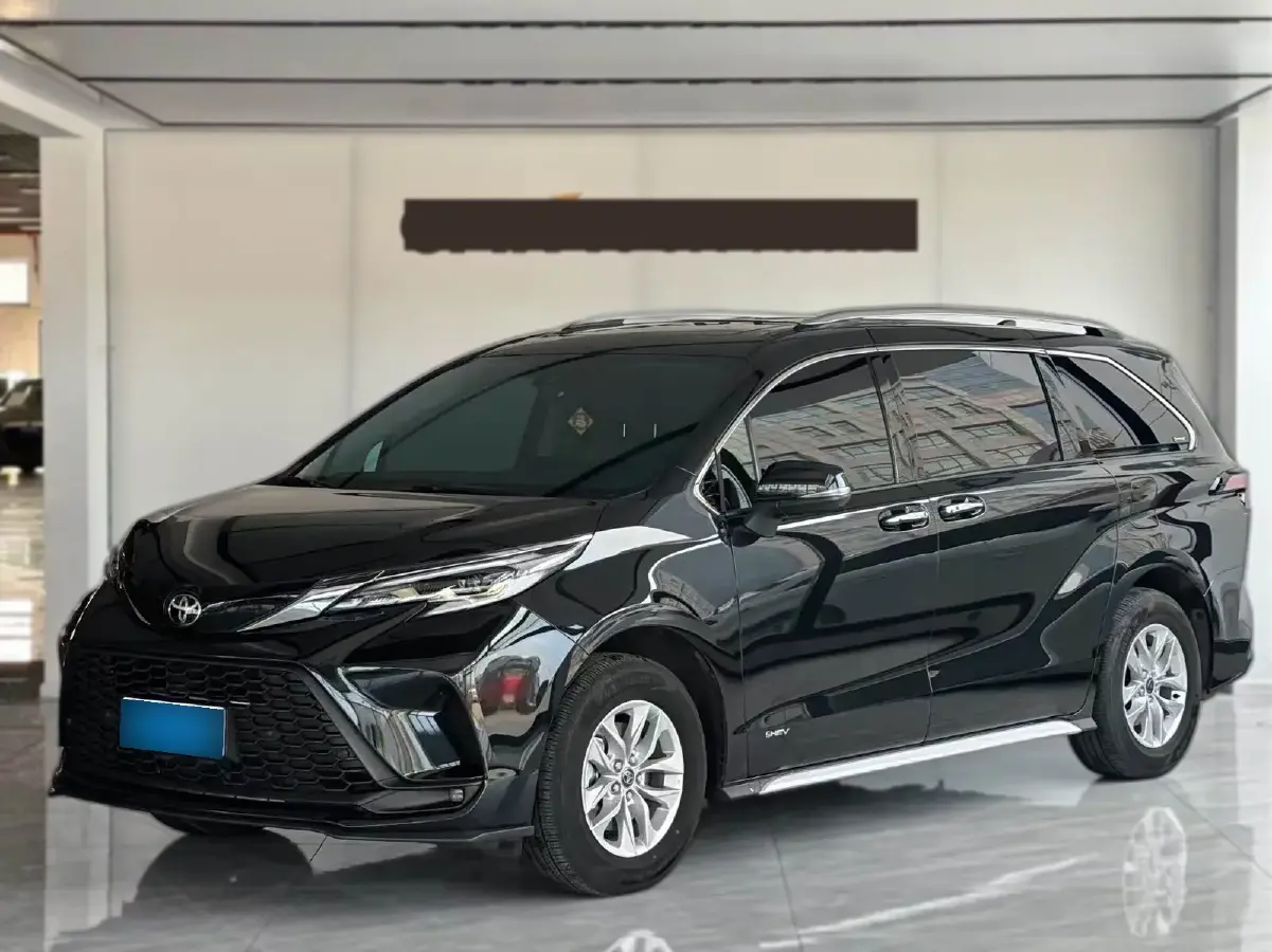 2023 Toyota Granvia 2.5L 189HP L4 E-CVT Hybrid