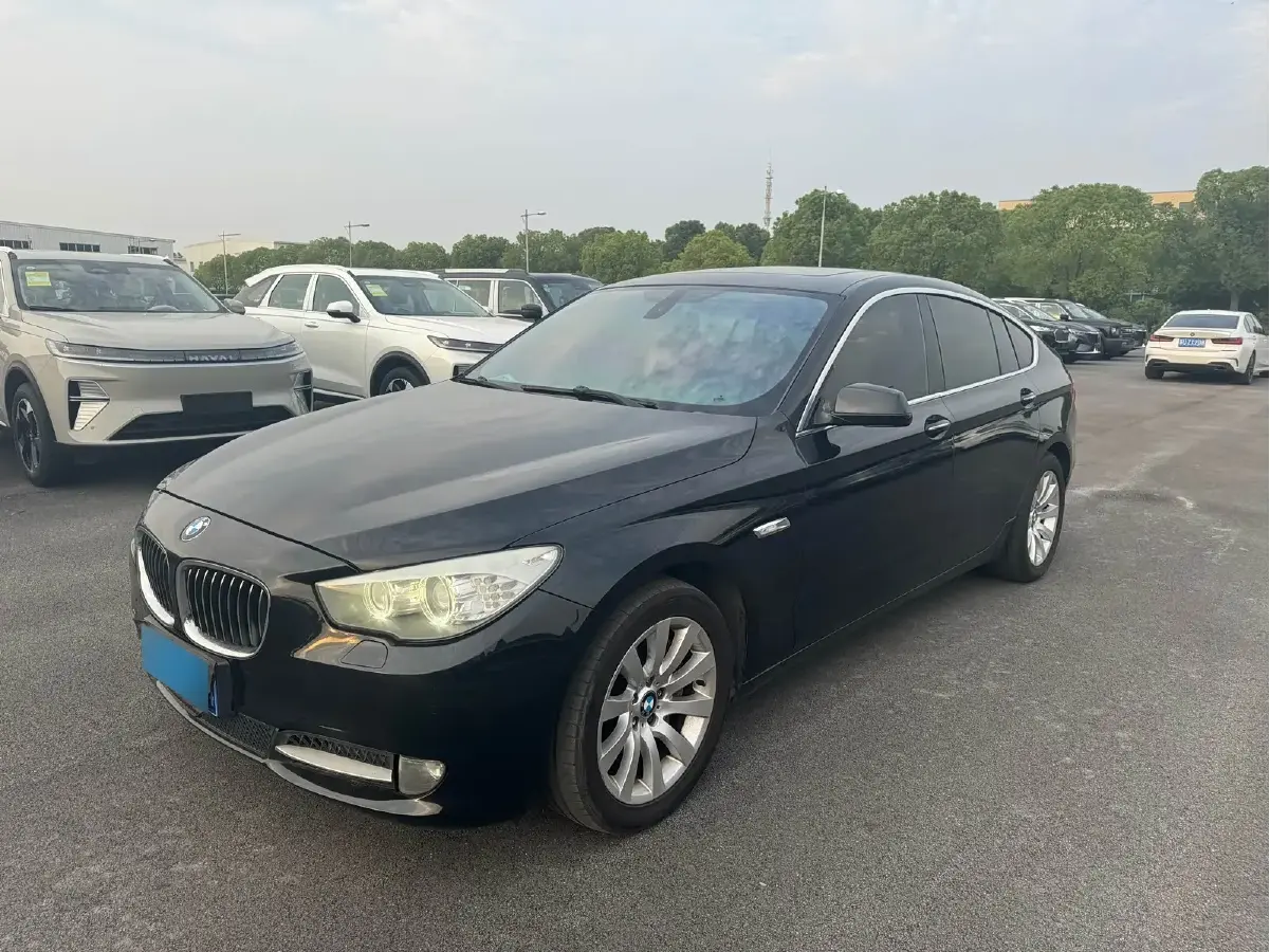 2010 BMW 5 Series 2.5L 163HP L6 6AT