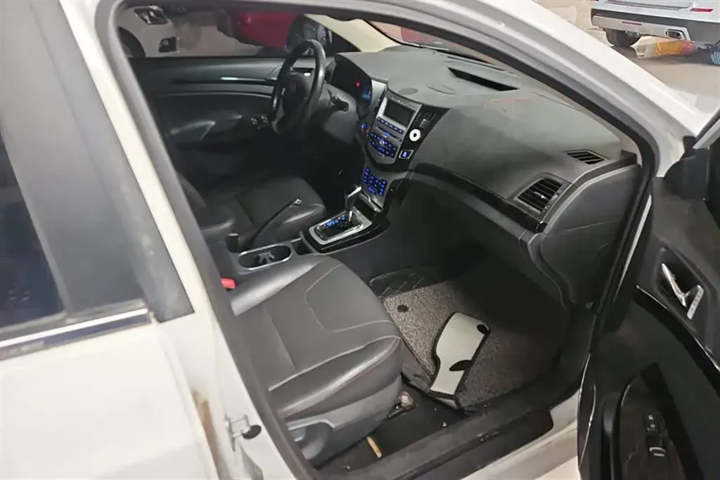 2014 BYD SuRui 1.5L 109HP L4 6DCT,autocango,china used car exporter,china ev exporter,chinese used car exporter,chinese used ev exporter