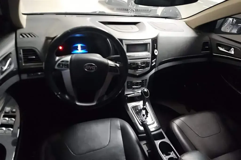 2014 BYD SuRui 1.5L 109HP L4 6DCT,autocango,china used car exporter,china ev exporter,chinese used car exporter,chinese used ev exporter