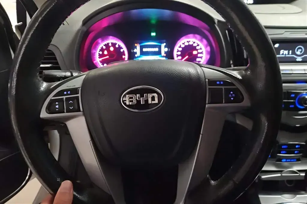 2014 BYD SuRui 1.5L 109HP L4 6DCT,autocango,china used car exporter,china ev exporter,chinese used car exporter,chinese used ev exporter