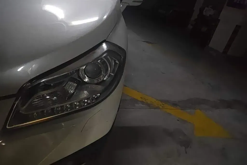 2015 Suzuki S-cross 1.4T 140HP L4 6AT,autocango,china used car exporter,china ev exporter,chinese used car exporter,chinese used ev exporter