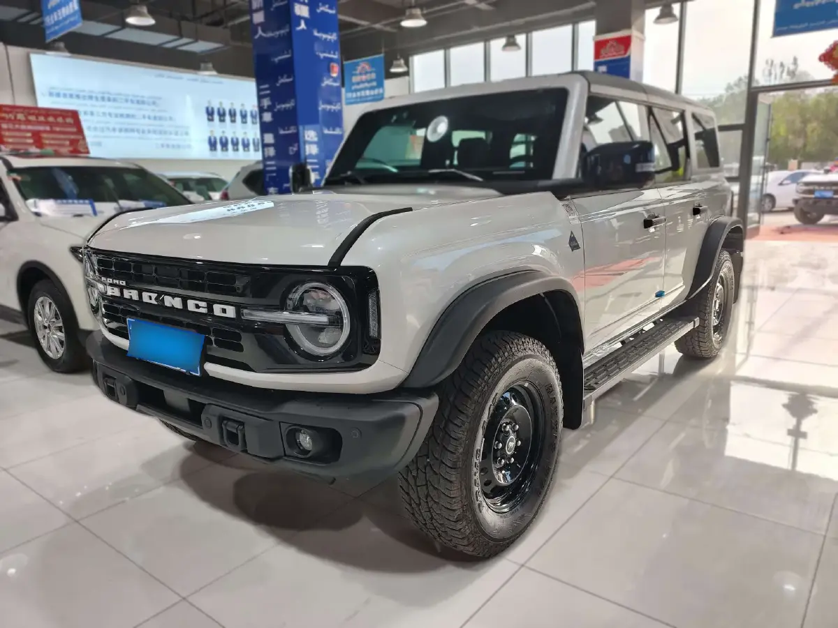 2024 Ford Bronco 2.3T 275HP L4 10AT