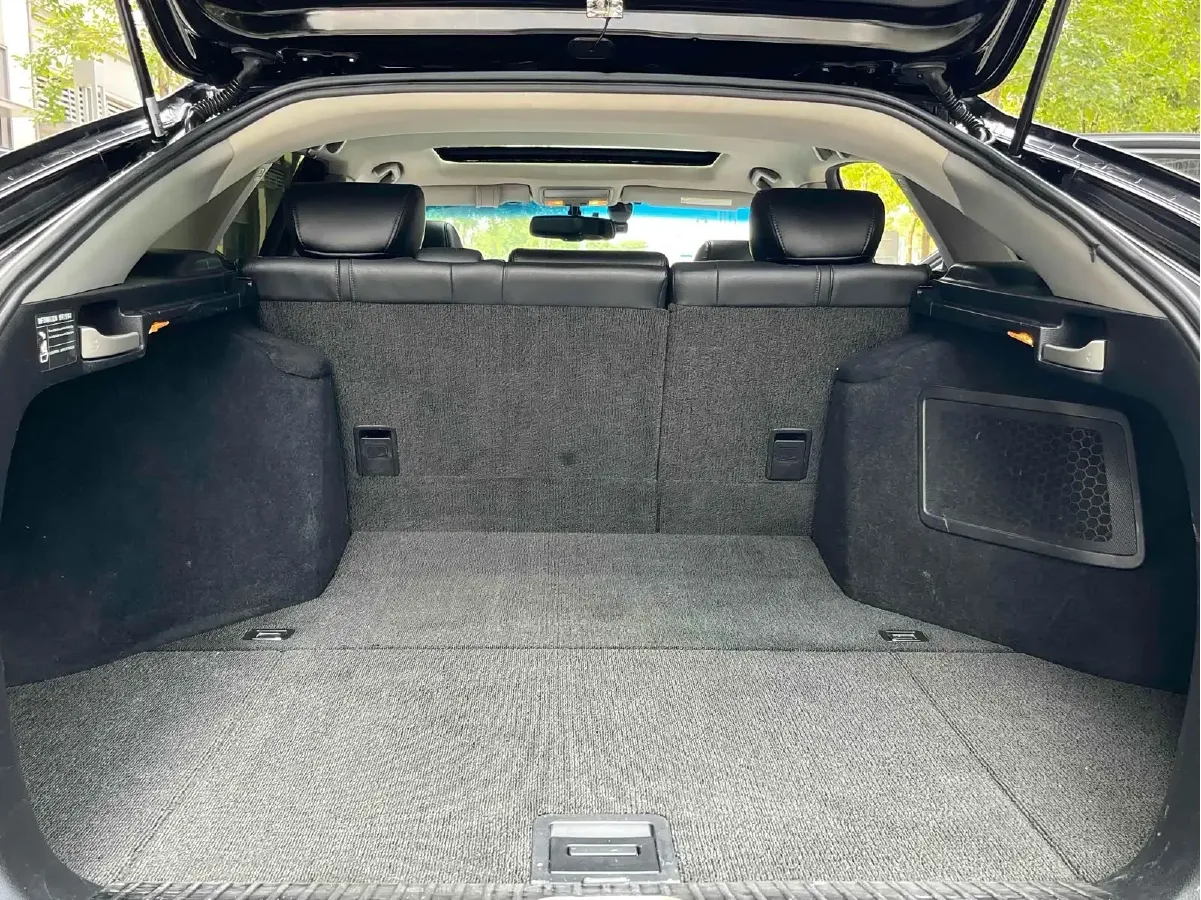 2011 Honda Crosstour 3.5L 280HP V6 5AT,autocango,china used car exporter,china ev exporter,chinese used car exporter,chinese used ev exporter