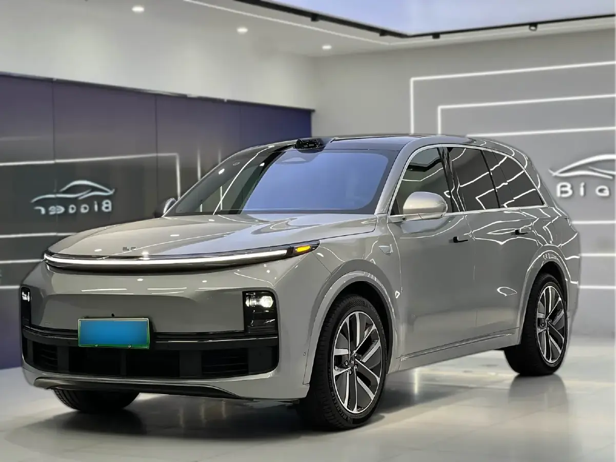 2024 Li L8 Range Extended 154HP REEV 52.3KWH