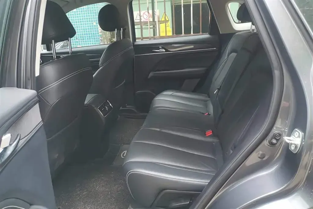 2020 GAC Trumpchi GS5 1.5T 169HP L4 6AT,autocango,china used car exporter,china ev exporter,chinese used car exporter,chinese used ev exporter