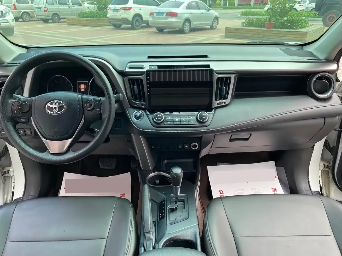 2019 Toyota RAV4 2.0L 151HP L4 CVT,autocango,china used car exporter,china ev exporter,chinese used car exporter,chinese used ev exporter