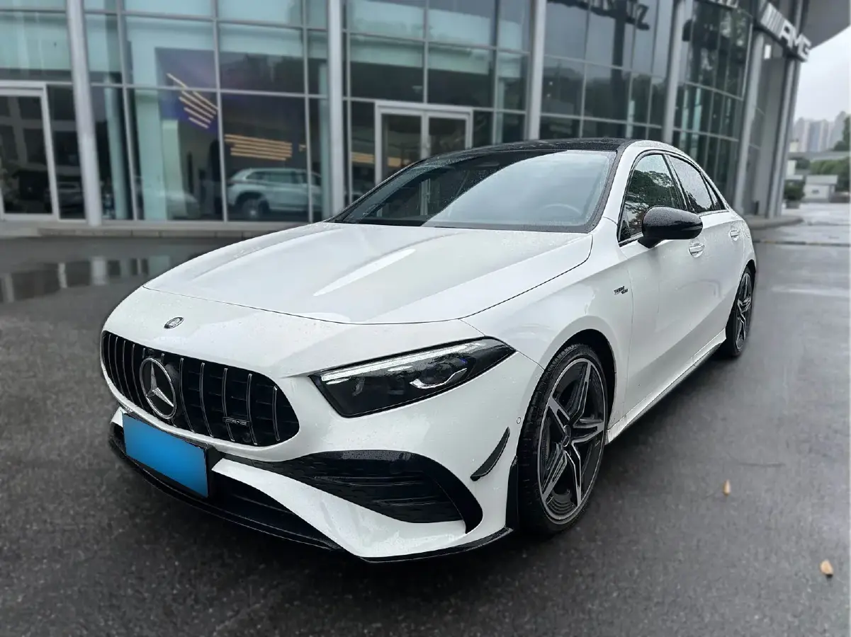 2024 Mercedes-Benz A AMG 2.0T 306HP L4 8DCT