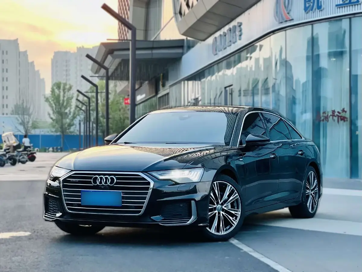 2021 Audi A6L 2.0T 224HP L4 7DCT