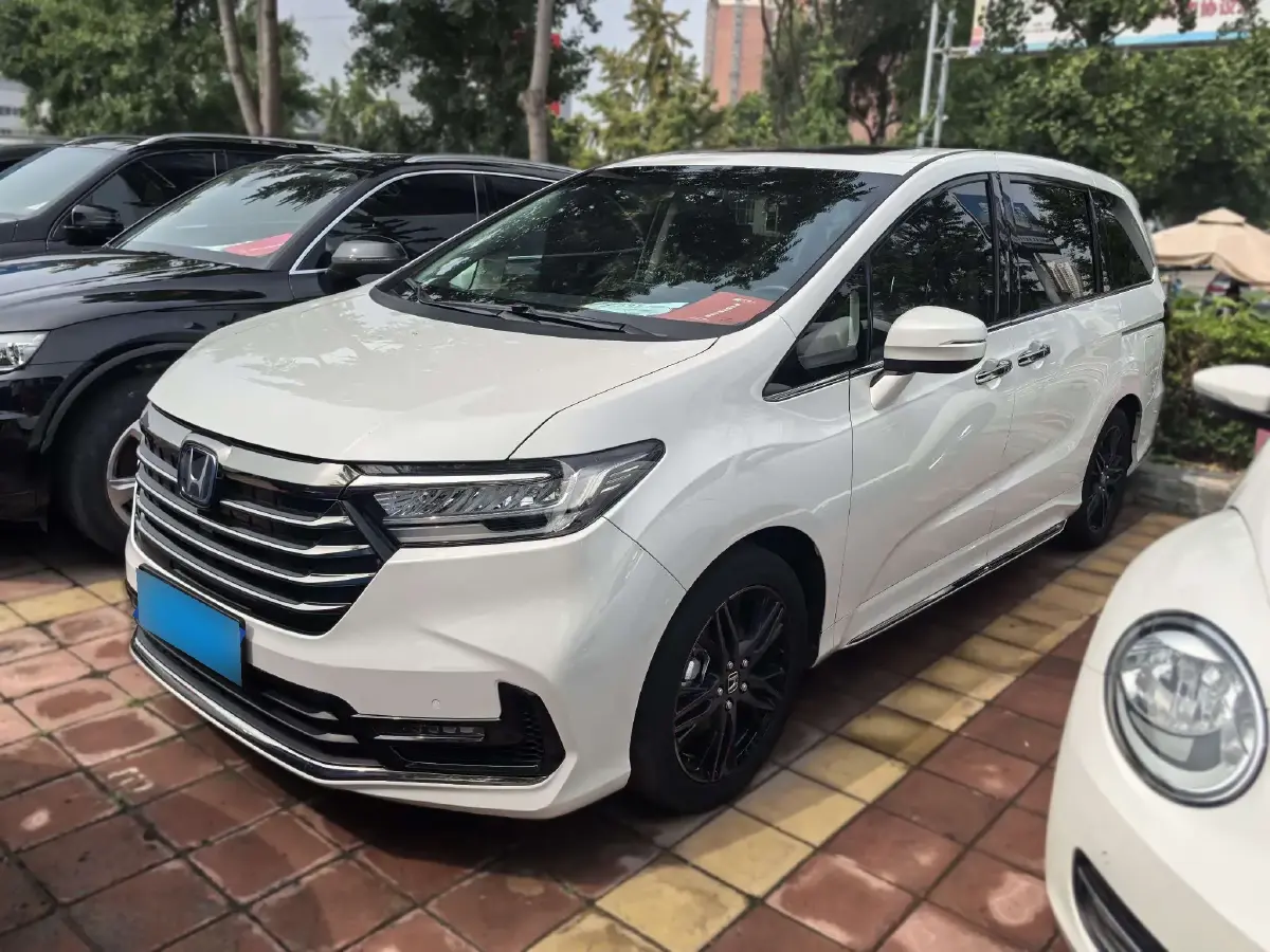 2022 Honda Odyssey 2.0L 146HP L4 E-CVT Hybrid
