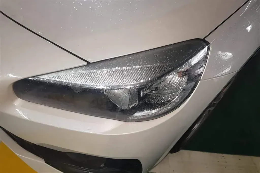 2019 BMW 2 Series SUV 1.5T 140HP L3 7DCT,autocango,china used car exporter,china ev exporter,chinese used car exporter,chinese used ev exporter