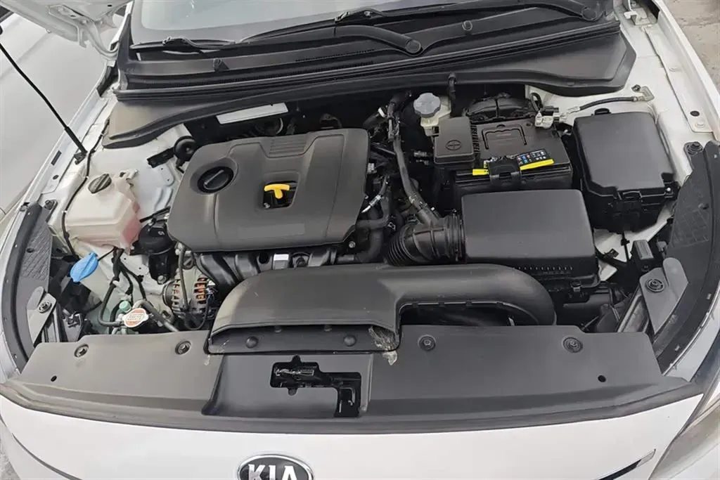 2017 Kia Cachet 1.8L 143HP L4 6AT,autocango,china used car exporter,china ev exporter,chinese used car exporter,chinese used ev exporter