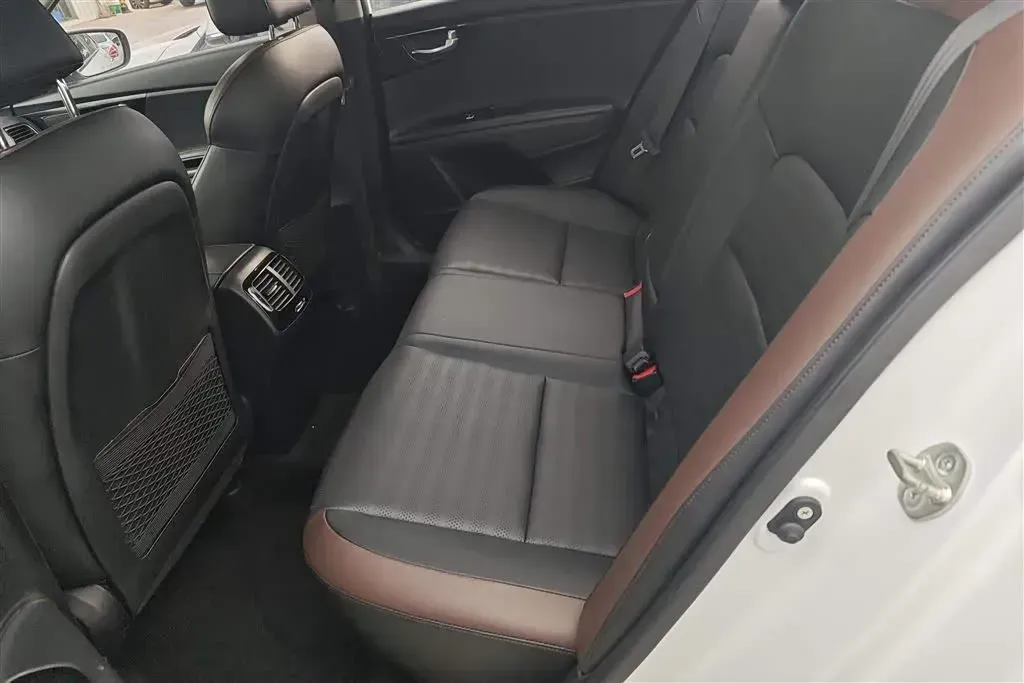 2017 Kia Cachet 1.8L 143HP L4 6AT,autocango,china used car exporter,china ev exporter,chinese used car exporter,chinese used ev exporter