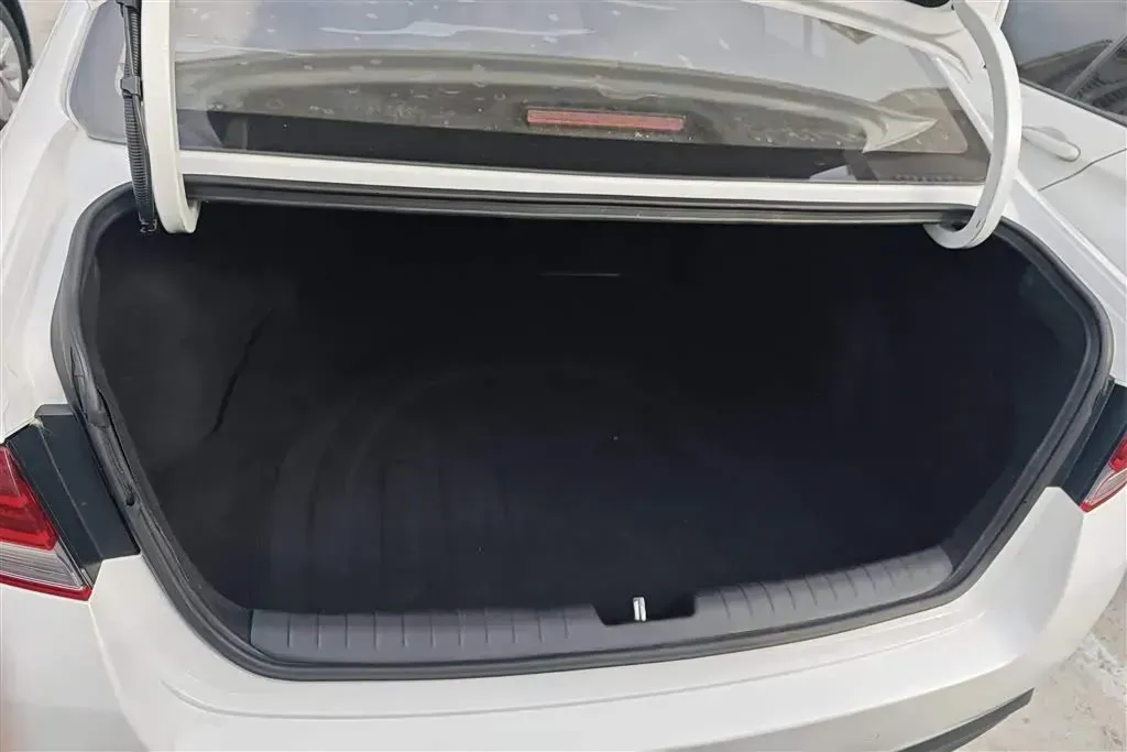 2017 Kia Cachet 1.8L 143HP L4 6AT,autocango,china used car exporter,china ev exporter,chinese used car exporter,chinese used ev exporter