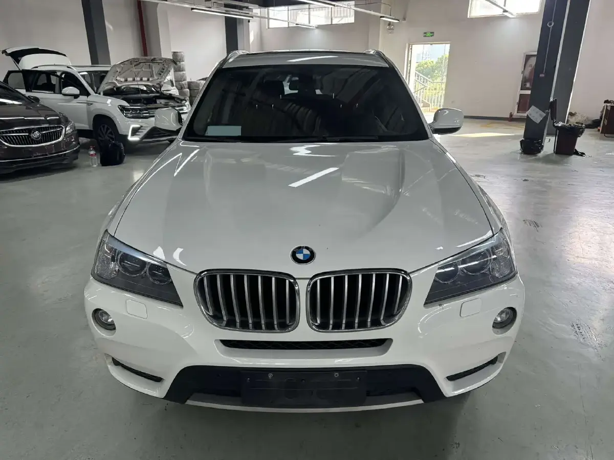 2013 BMW X3 2.0T 245HP L4 8AT