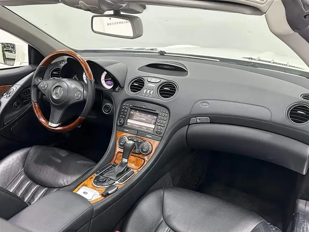 2010 Mercedes-Benz SL Class 3.0L 231HP V6 7AT,autocango,china used car exporter,china ev exporter,chinese used car exporter,chinese used ev exporter