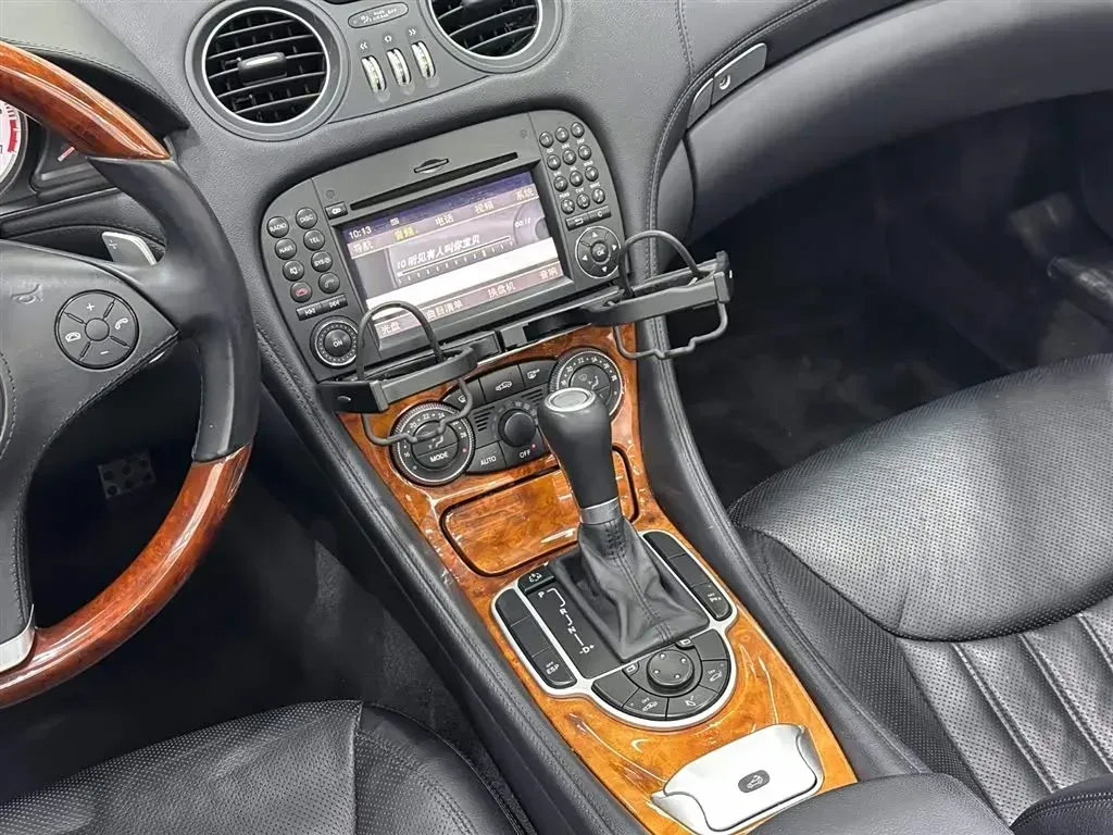 2010 Mercedes-Benz SL Class 3.0L 231HP V6 7AT,autocango,china used car exporter,china ev exporter,chinese used car exporter,chinese used ev exporter