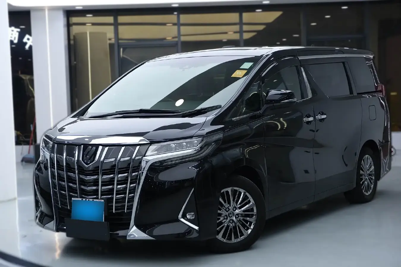 2018 Toyota Alphard 3.5L 301HP V6 8AT
