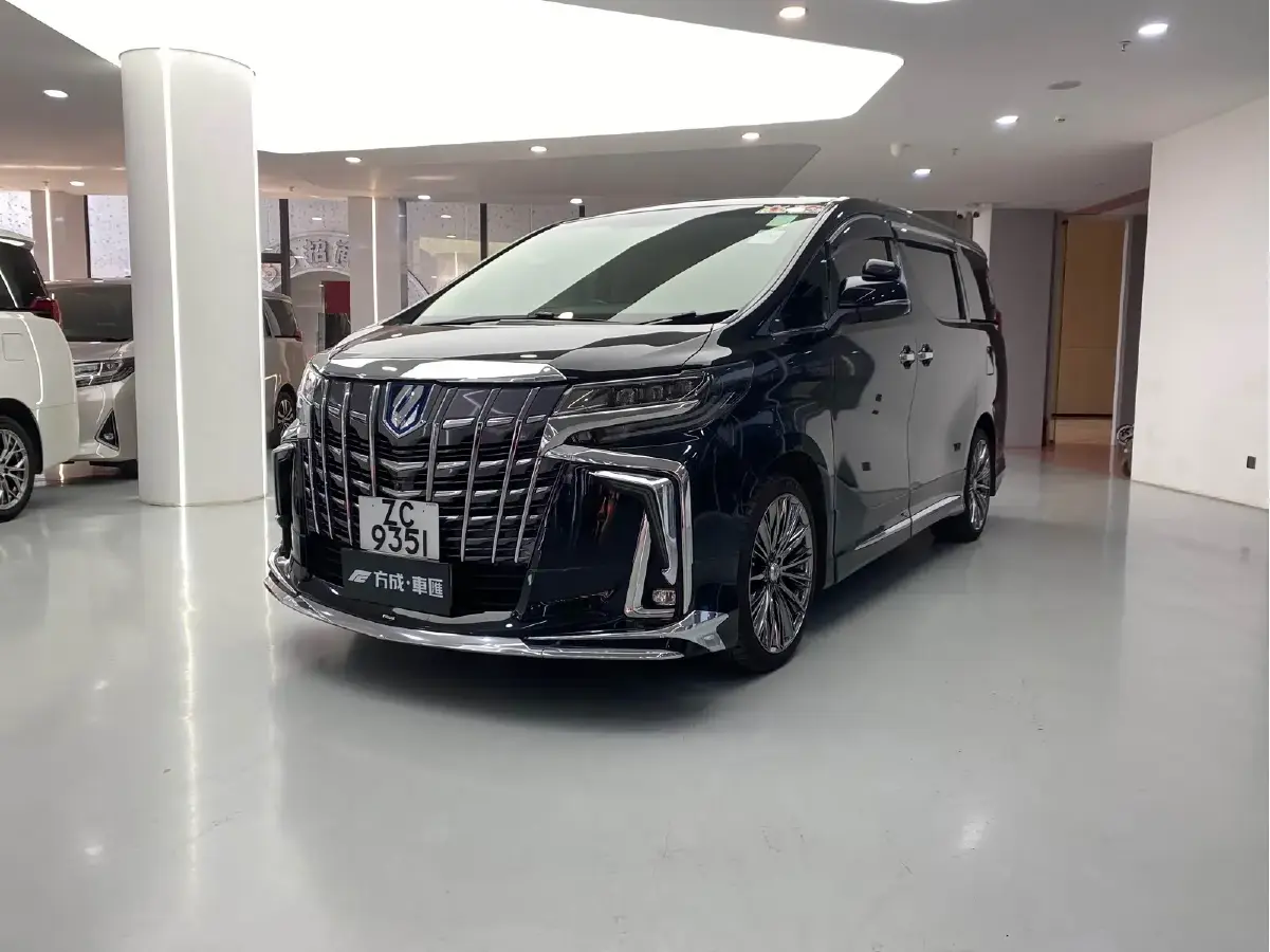 2015 Toyota Alphard 3.5L 275HP V6 6AT
