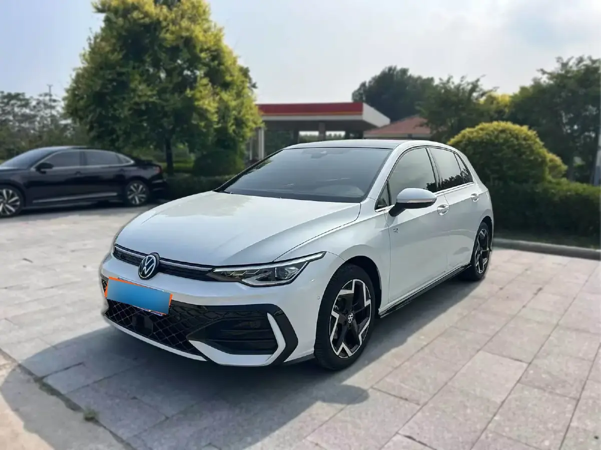 2025 Volkswagen Golf 1.5T 160HP L4 7DCT