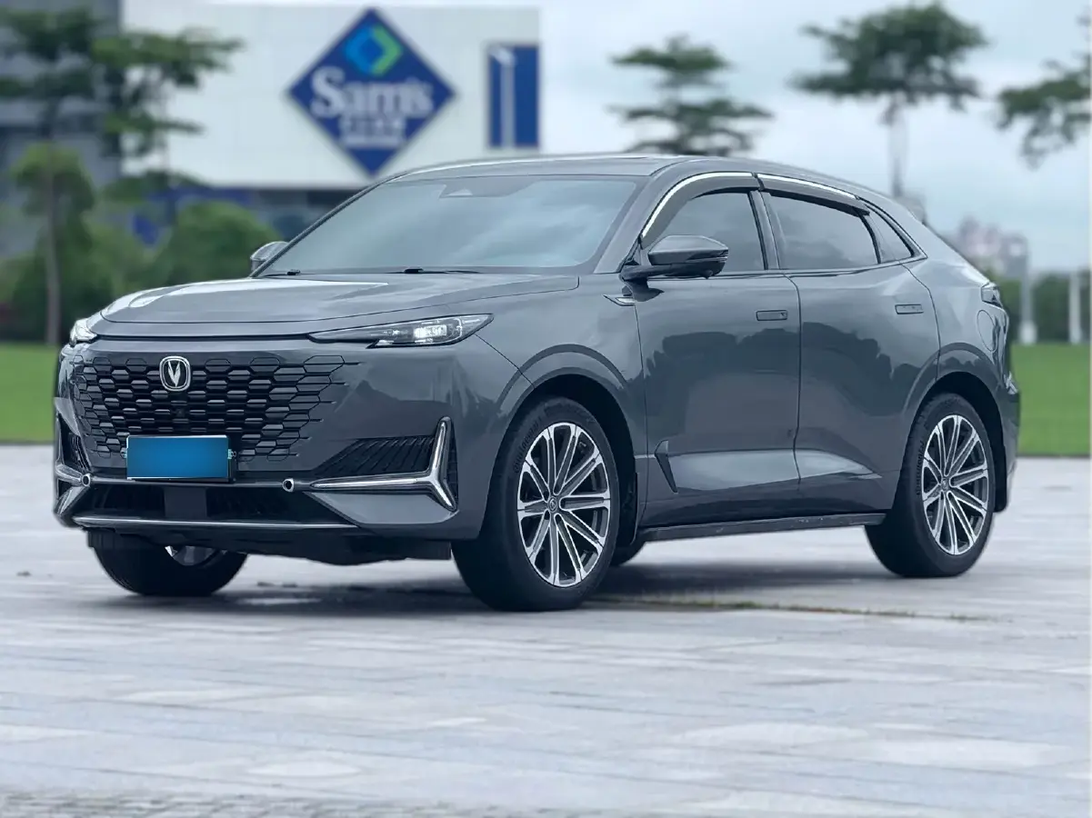 2021 ChangAn UNI-K 2.0T 233HP L4 8AT