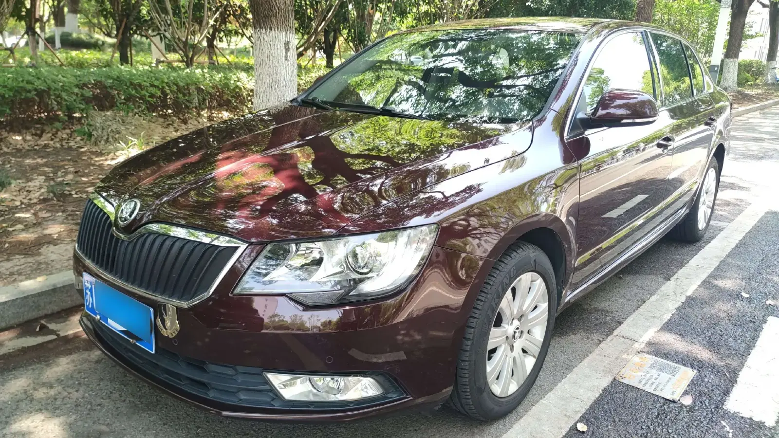 2013 Skoda Superb 1.4T 131HP L4 7DCT