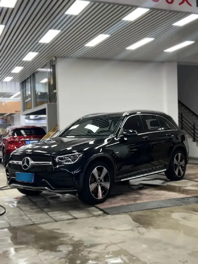 2022 Mercedes-Benz GLC Class 2.0T 258HP L4 9AT