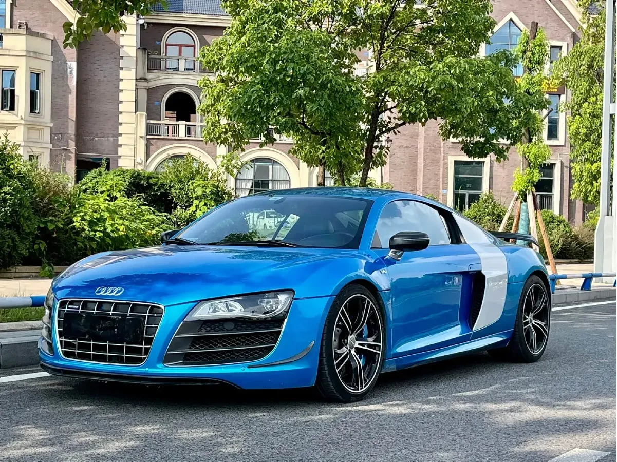 2012 Audi R8 5.2L 525HP V10 6AMT,autocango,china used car exporter,china ev exporter,chinese used car exporter,chinese used ev exporter