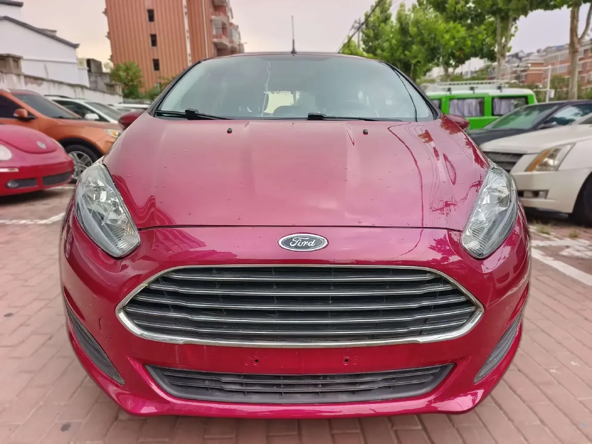 2013 Ford Fiesta 1.5L 110HP L4 5MT,autocango,china used car exporter,china ev exporter,chinese used car exporter,chinese used ev exporter